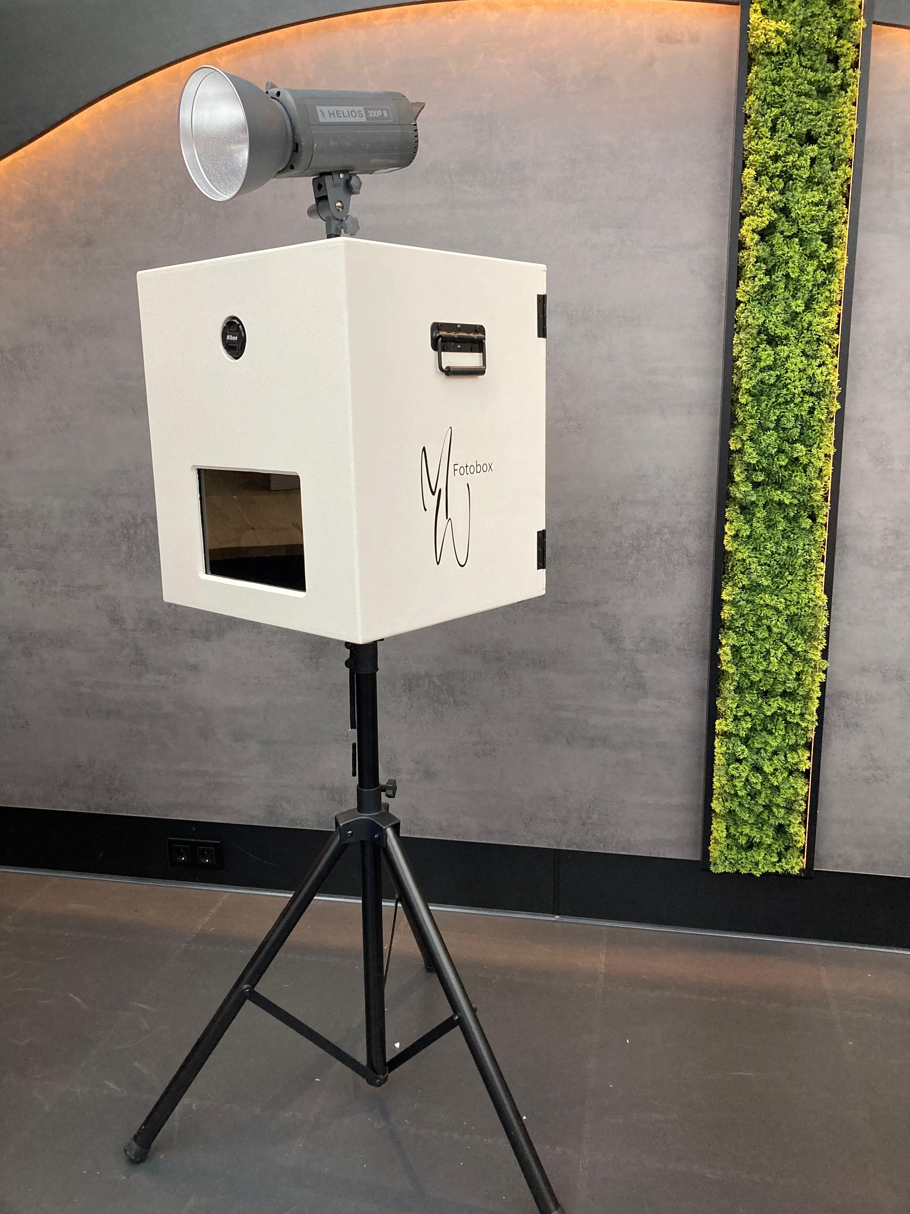 MW-Fotobox in Aktion, wie Sie bei Ihnen aufgestellt wird.